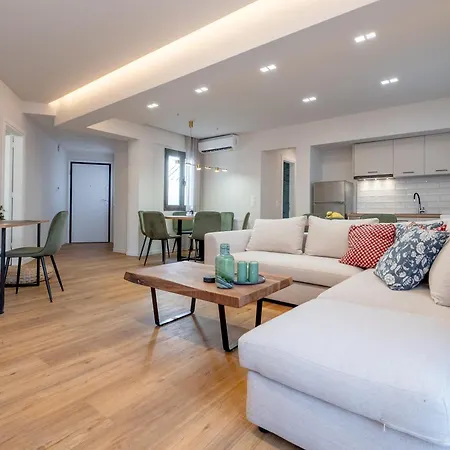 Live Life Plaka Apartment Athens
