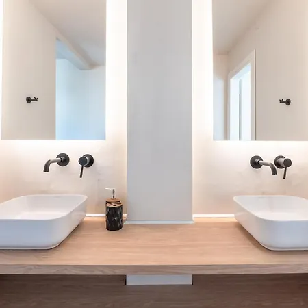 Apartment Live Life Plaka